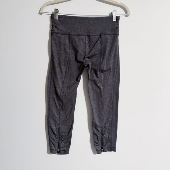 * Lululemon - Dark Gray Ruched Calf Cropped Leggings - Picture 5 of 6